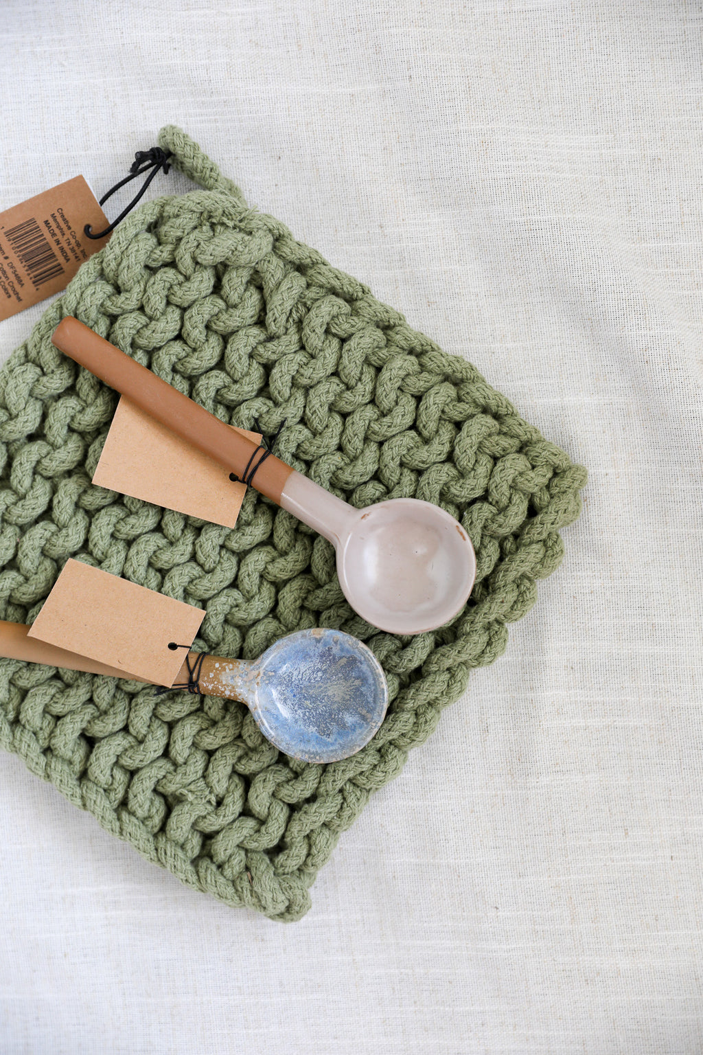 CROCHETED POT HOLDER