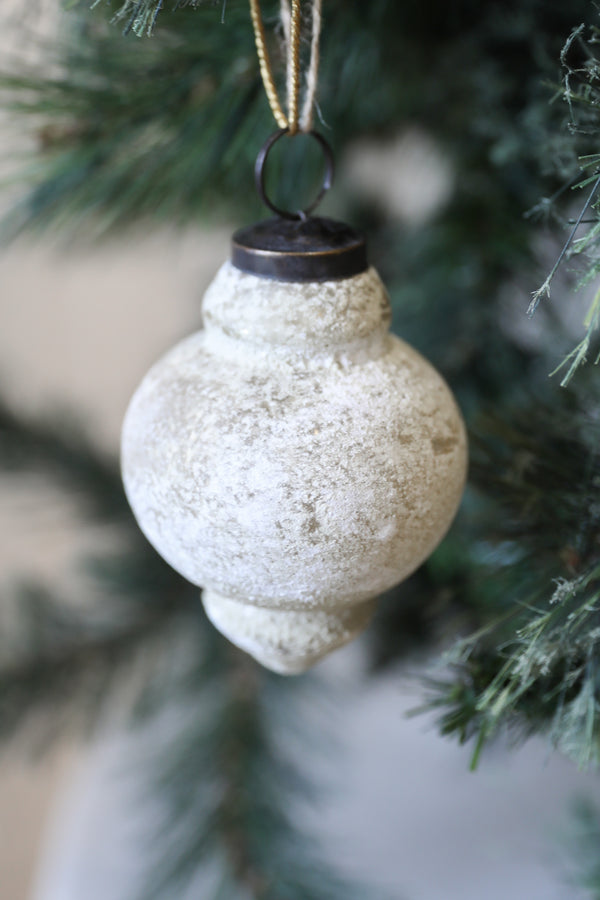 BEIGE SPECKLED ORNAMENT