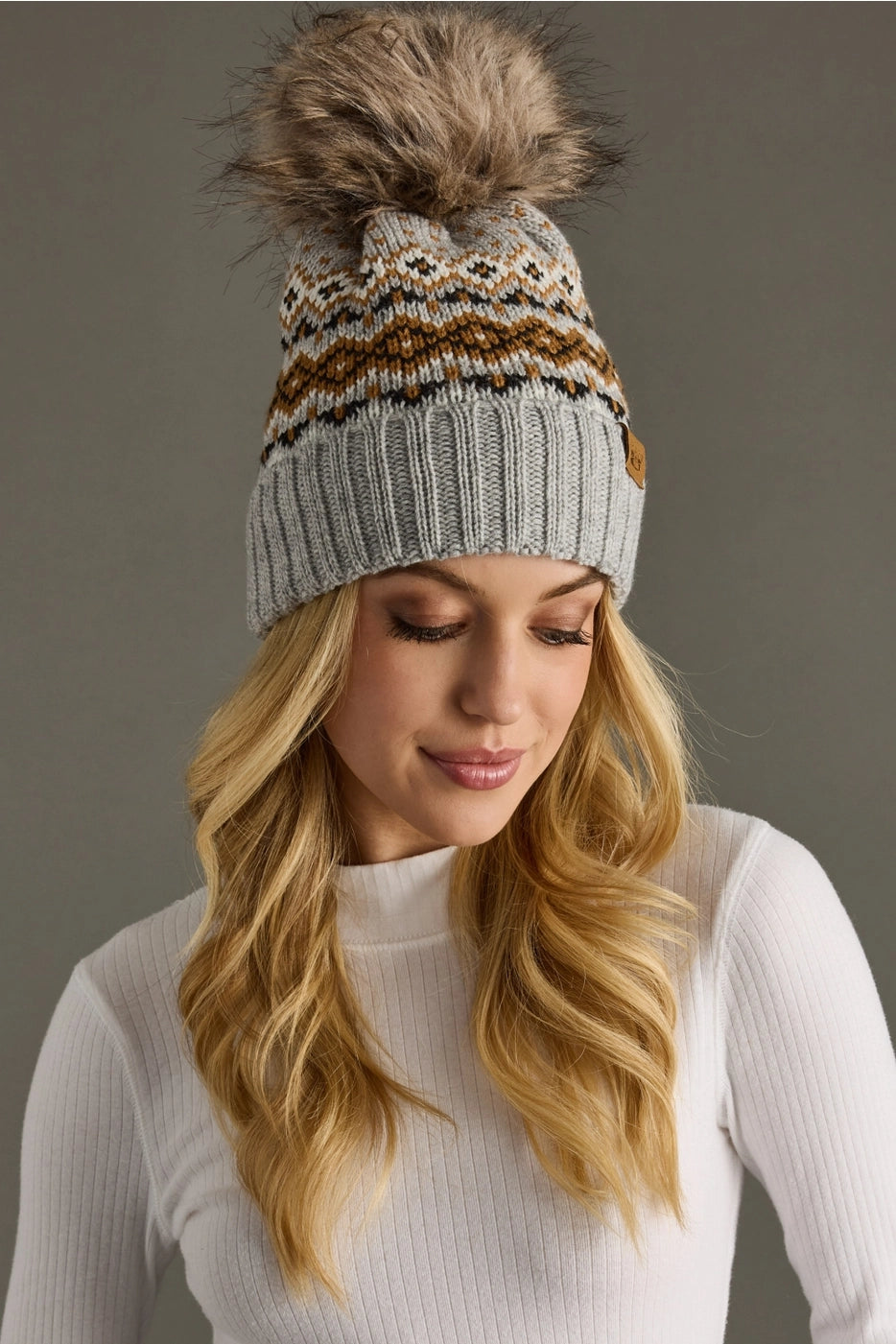 GRAY FAIRISLE POM HAT