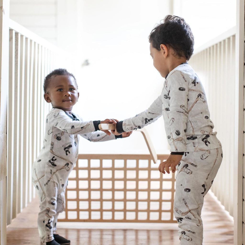 HOCKEY SEASON TWO PIECE PAJAMAS