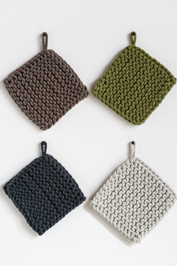 CROCHETED POT HOLDER - DEEP