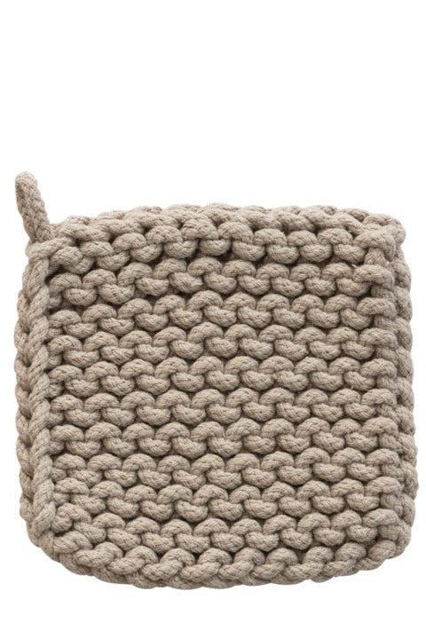 CROCHETED POT HOLDER - LIGHT