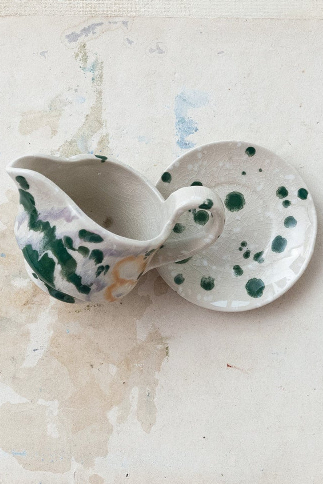 ARTSY CREAMER DISH
