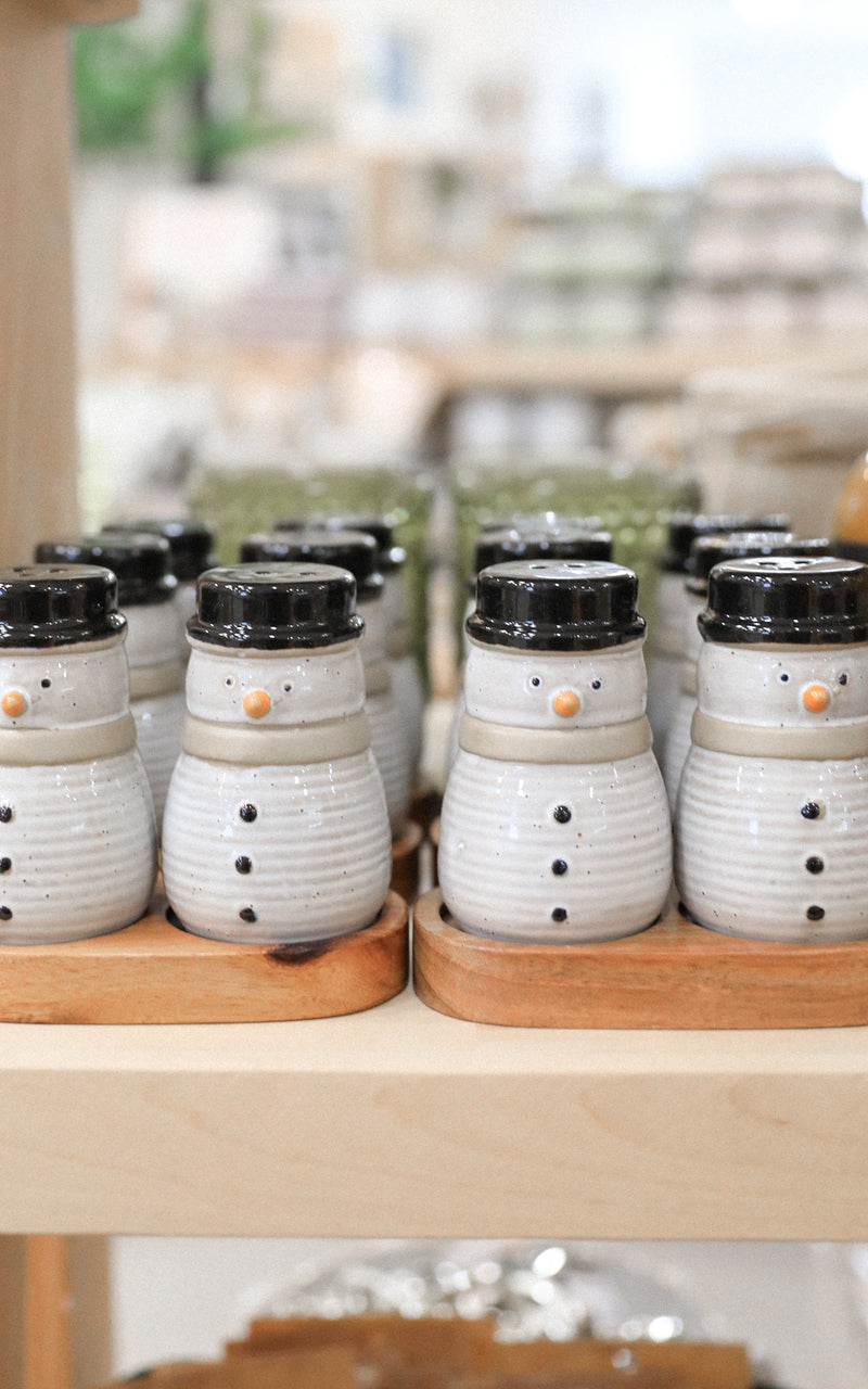 SNOWMEN SALT & PEPPER SHAKERS