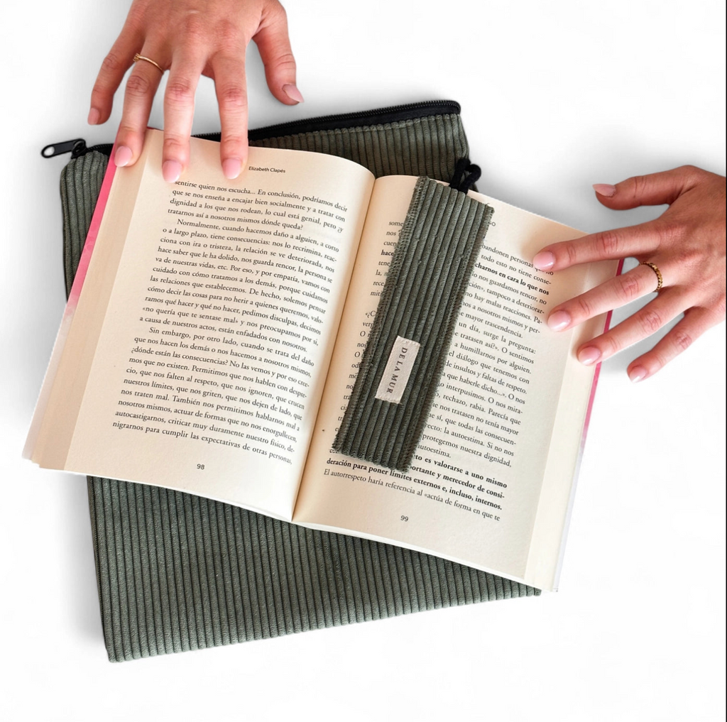 CORDUROY BOOK COVER + BOOK MARK