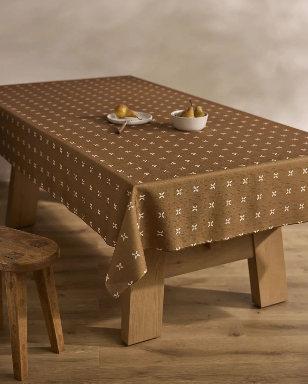 GEOMETRY - AMBER STITCH TABLECLOTH