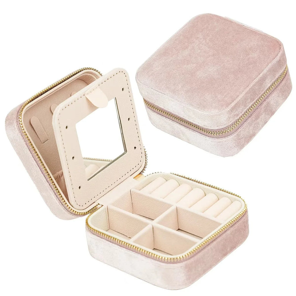 PLUSH VELVET JEWELRY CASE