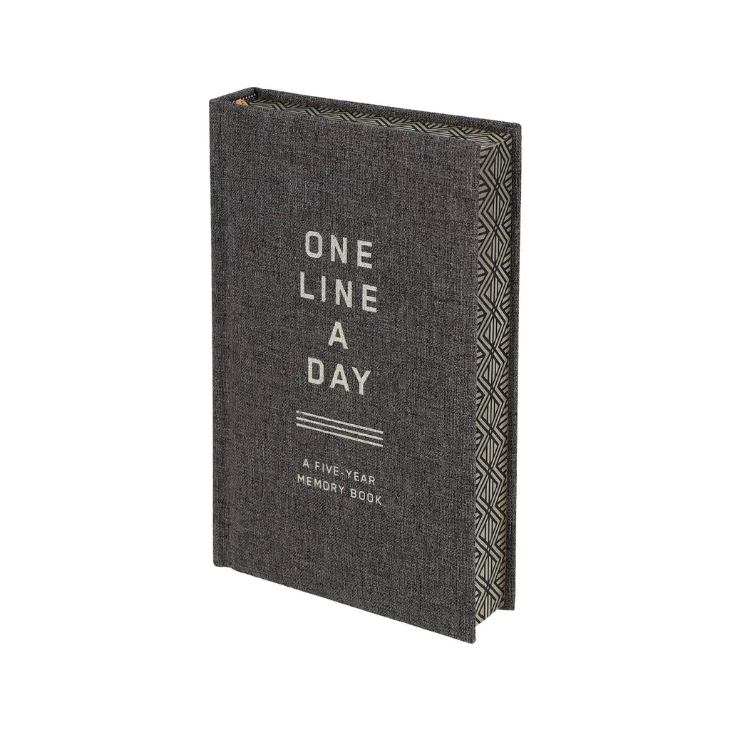ONE LINE A DAY MEMORY BOOK