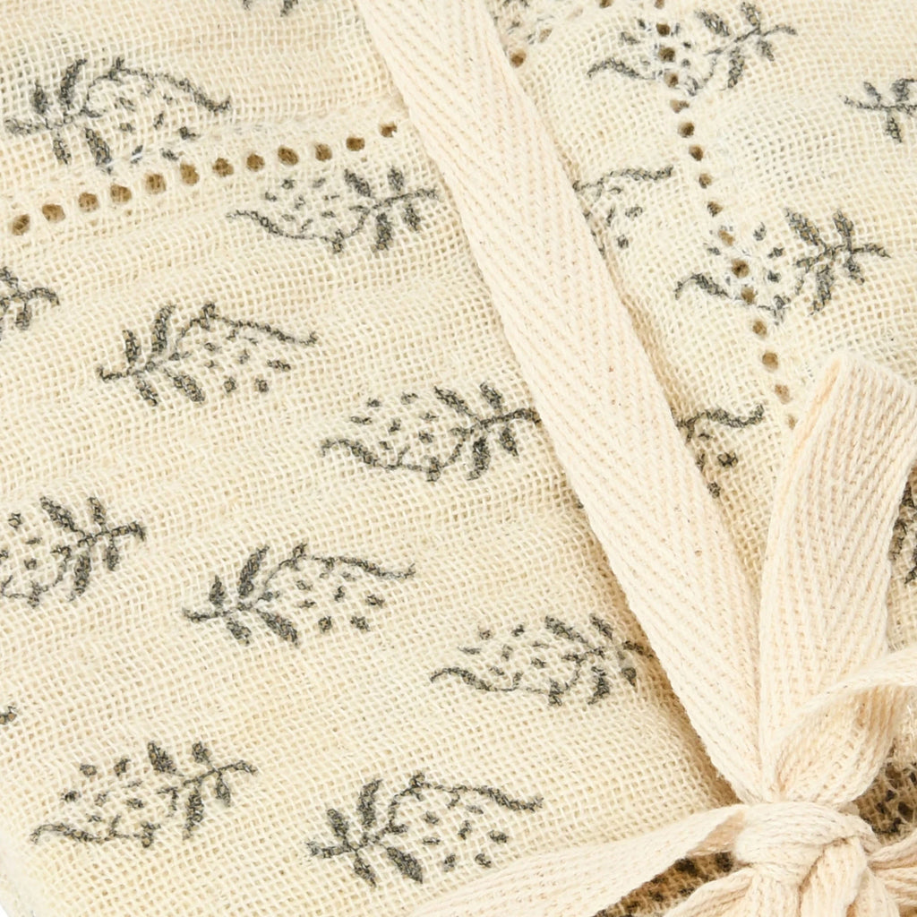 FLORAL PRINTED NAPKINS