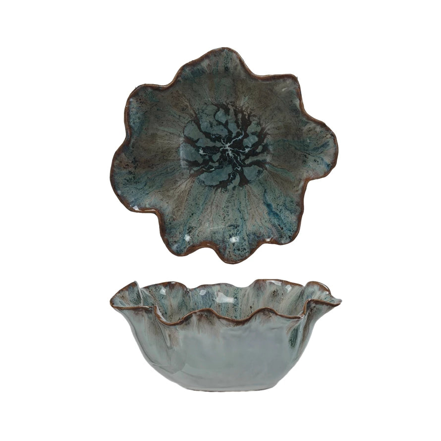 RUFFLED STONEWARE BOWL
