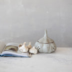 STONEWARE GARLIC KEEPER