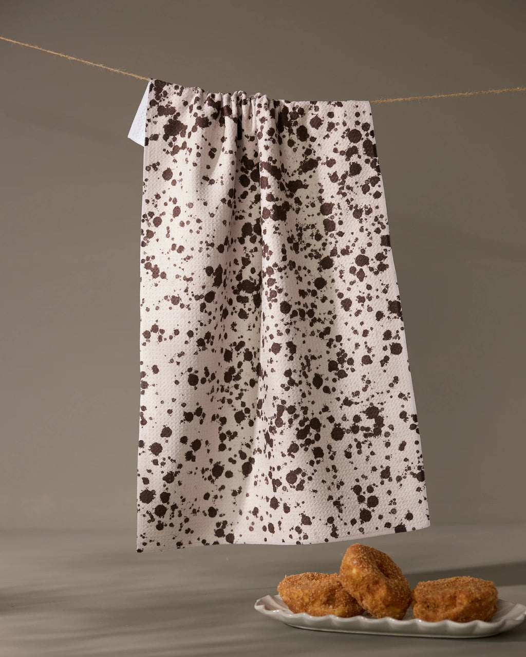 GEOMETRY TEA TOWEL - SPILL