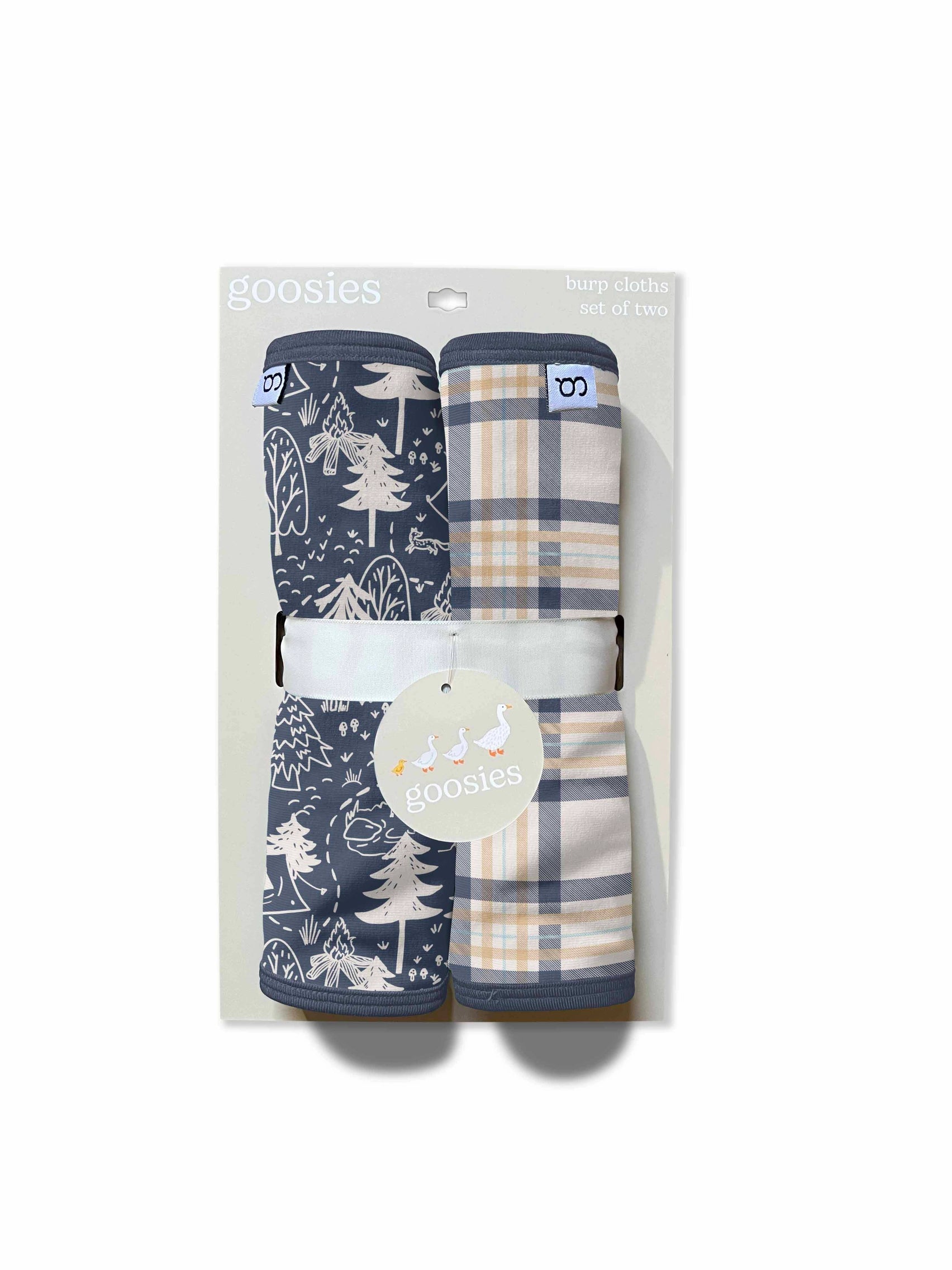 ADVENTURE AWAITS BURB CLOTH SET