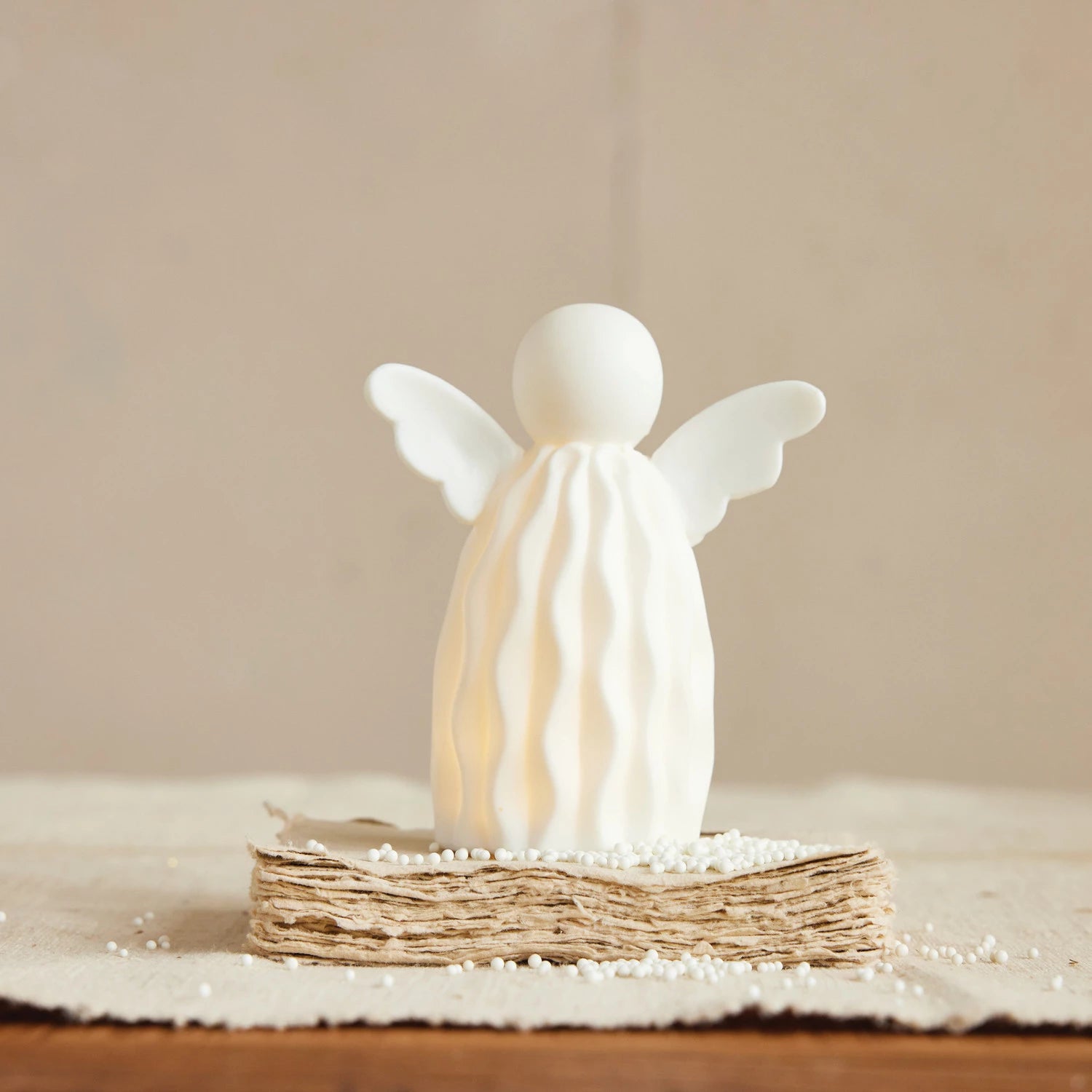 LED STONEWARE ANGEL